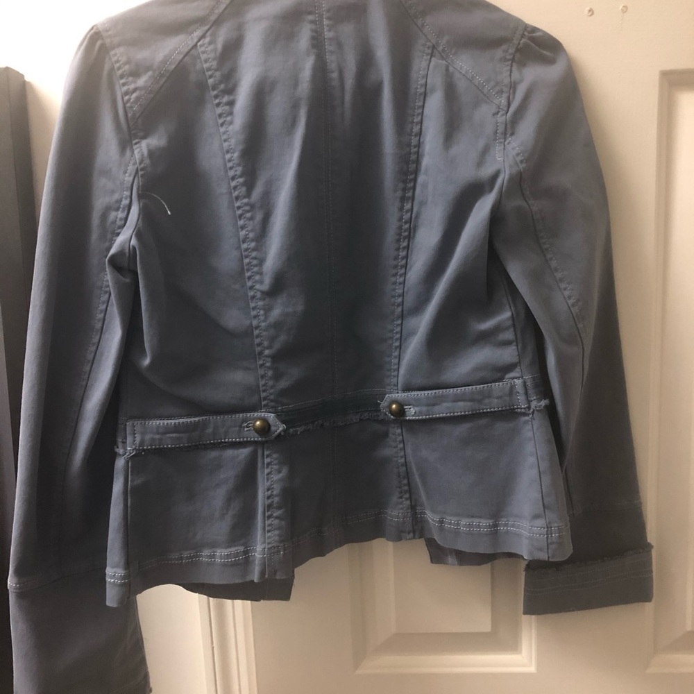 Jacket - Picture 4 of 4